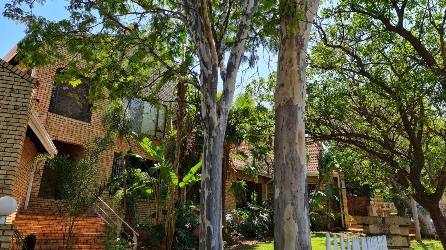 3 Bedroom Property for Sale in Safari Gardens North West